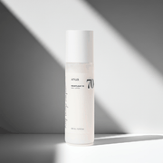 Lozione viso Heartleaf 70 in flacone cilindrico bianco opaco, con tappo bianco e scritte nere e verdi