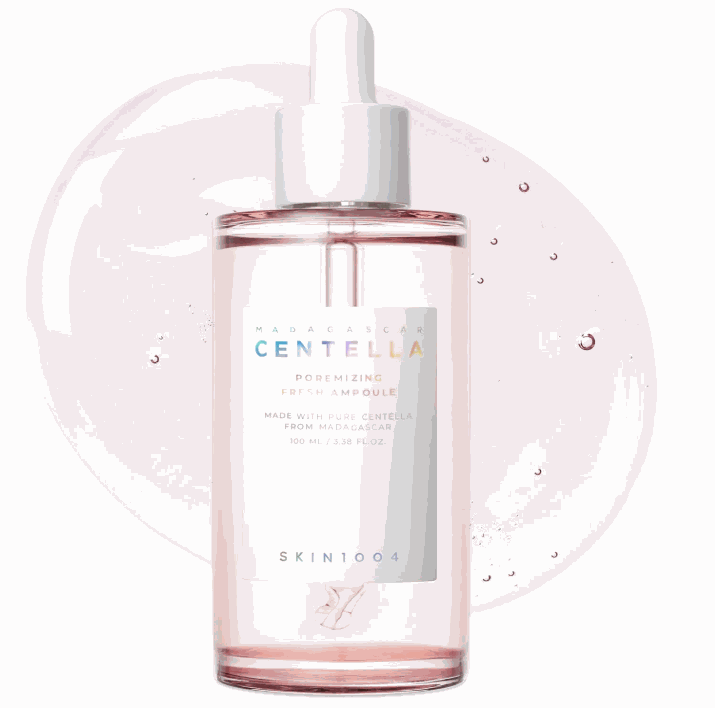 Ampolla Madagascar Centella in flacone trasparente con liquido rosa chiaro, contagocce bianco ed etichetta SKIN1004